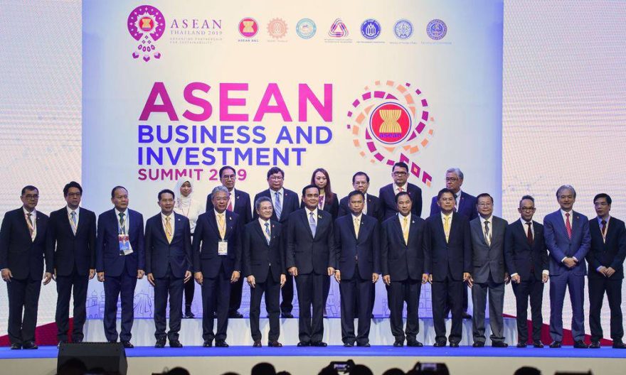 ASEAN Nations Sign Free Trade Deal
